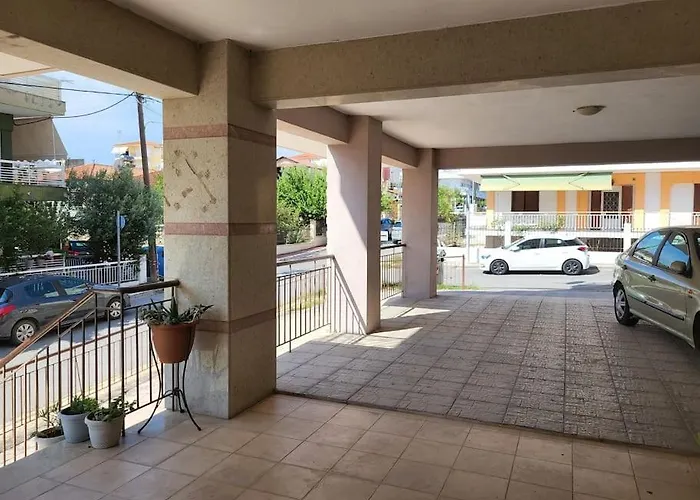Julia Ground Floor 200m From Sea * Nea Kallikrateia