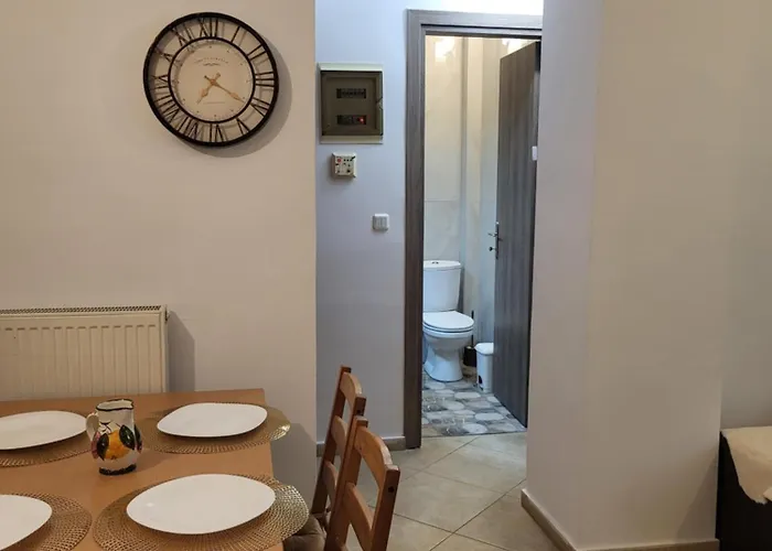 Julia Ground Floor 200m From Sea Apartman Nea Kallikrateia